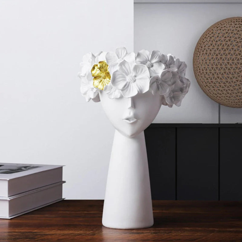 FloraMuse – Nordisk pigehovedvase med blomsterkrone til elegante blomsterarrangementer
