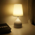 LumaTouch – Elegant LED-bordlampe med touch-betjening og kompakt energieffektivt design til moderne rum