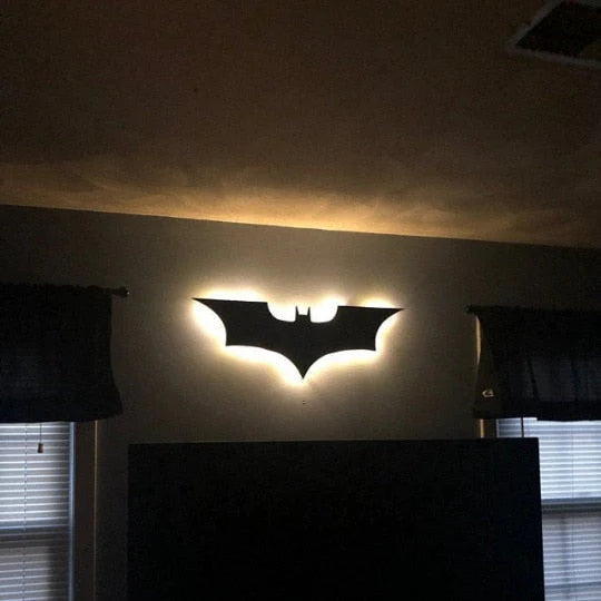 BatmanAura – Fjernstyret moderne Batman LED-væglampe