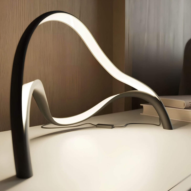 LumaGlow - Slank LED-bordlampe til moderne boligindretning