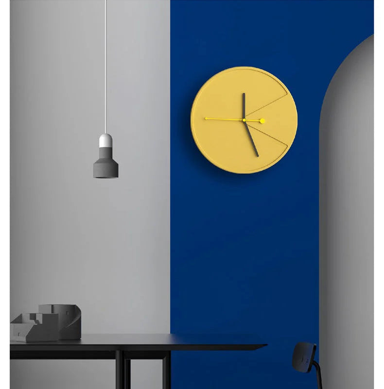 CreativeClock – Unikt kvartsvægur til personlig boligindretning