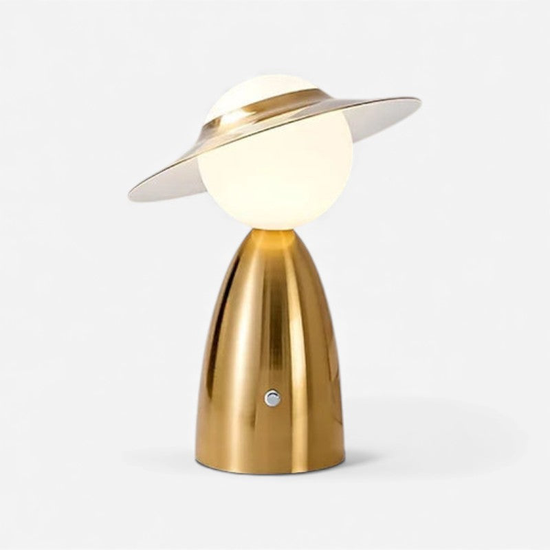 AuraBeam - Bærbar LED Bordlampe med Kasketinspireret Design