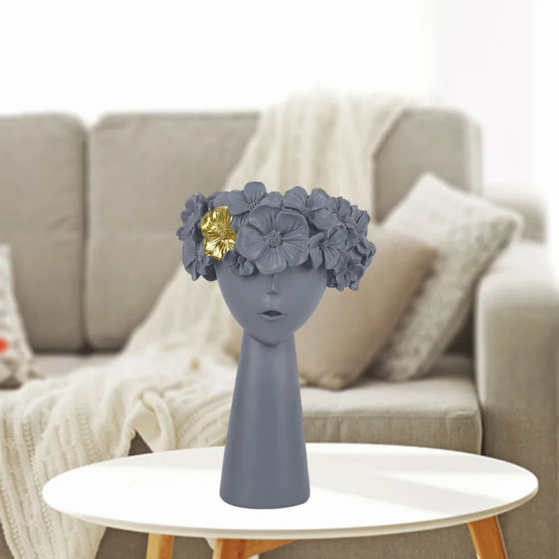 FloraMuse – Nordisk pigehovedvase med blomsterkrone til elegante blomsterarrangementer
