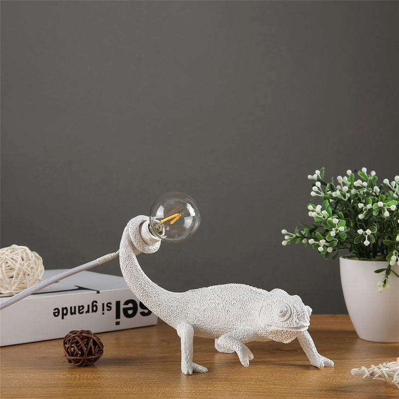 LumeCraft – Skulpturel Lizard bordlampe med afbryder til styring