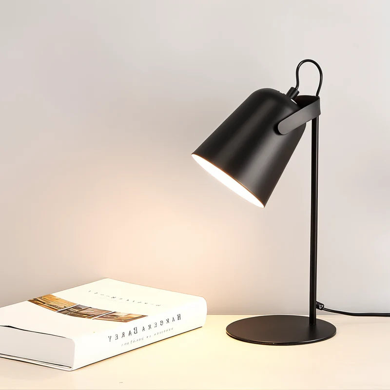 BrightNook – Justerbar skrivebordslampe med nordisk design