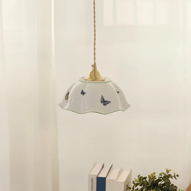 GlowWings – LED pendellampe med sommerfugledesign og justerbar kabellængde