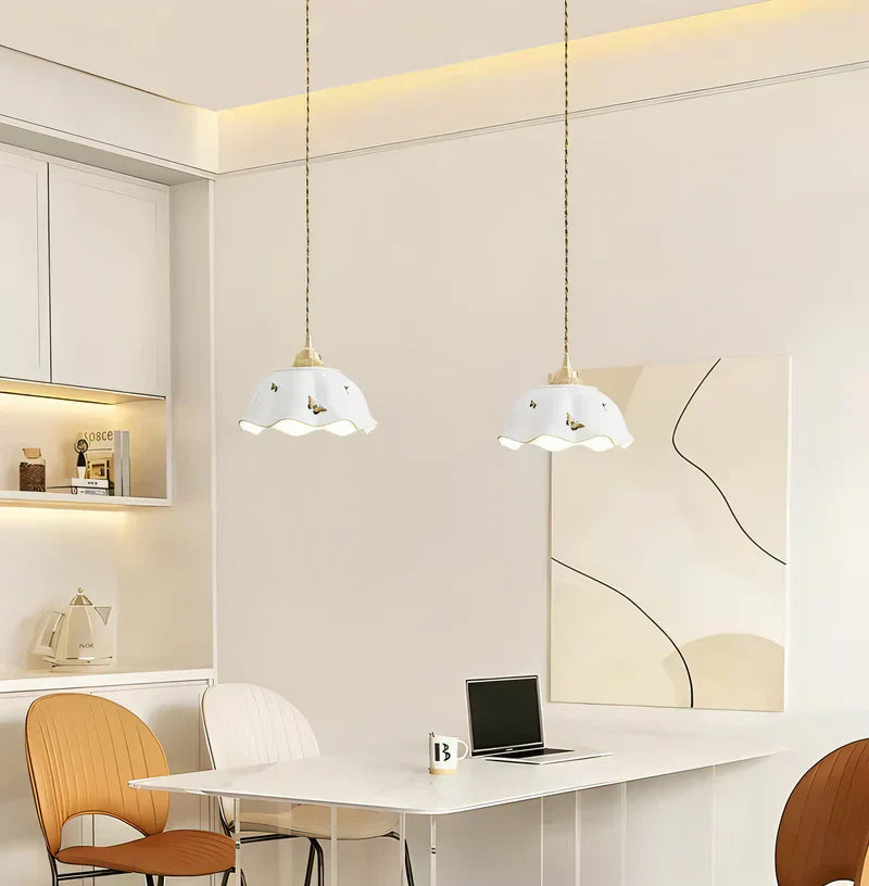 LumiFlutter – LED Loftlampe med Sommerfugleinspireret Design