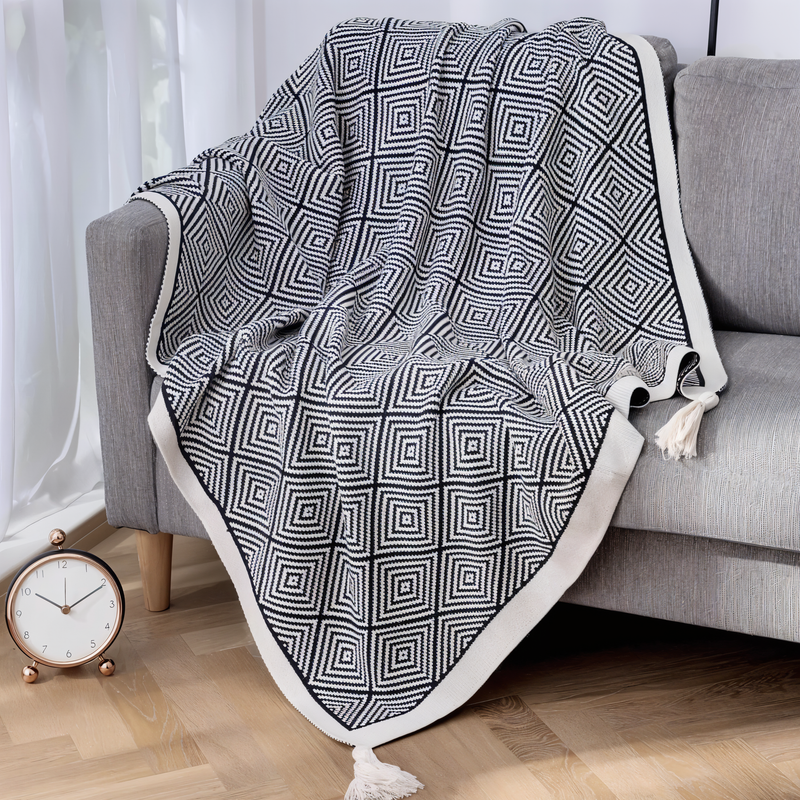 ComfyNest – Geometrisk mønster tæppe til sofa og seng med moderne stil