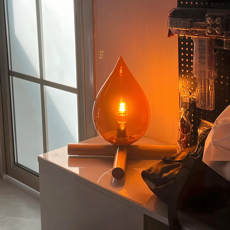 FireFlame – Campfire bordlampe med træbase for hyggelig atmosfære