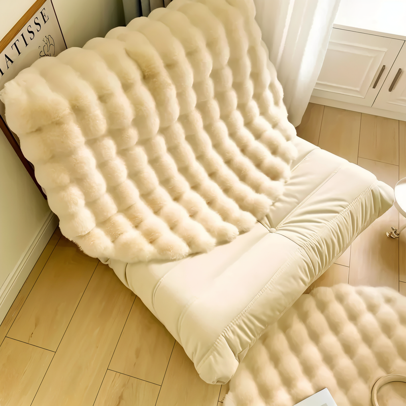 CozyNest – Dekorativt rundt tæppe med hævet boblemønster og plysoverflade