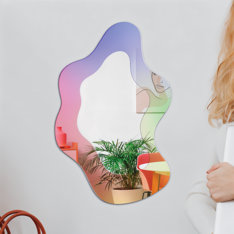 ReflectaForm – Geometrisk spejl med moderne layout og kunstneriske vinkler