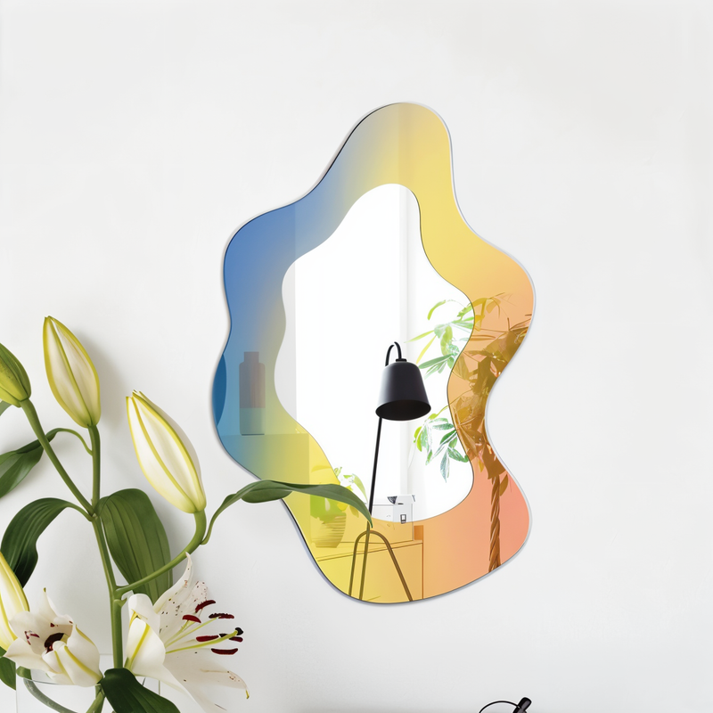 ReflectaForm – Geometrisk spejl med moderne layout og kunstneriske vinkler