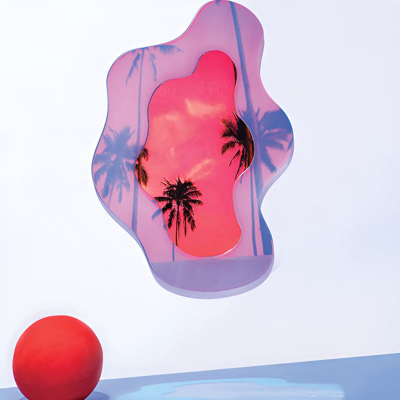 ReflectaForm – Geometrisk spejl med moderne layout og kunstneriske vinkler
