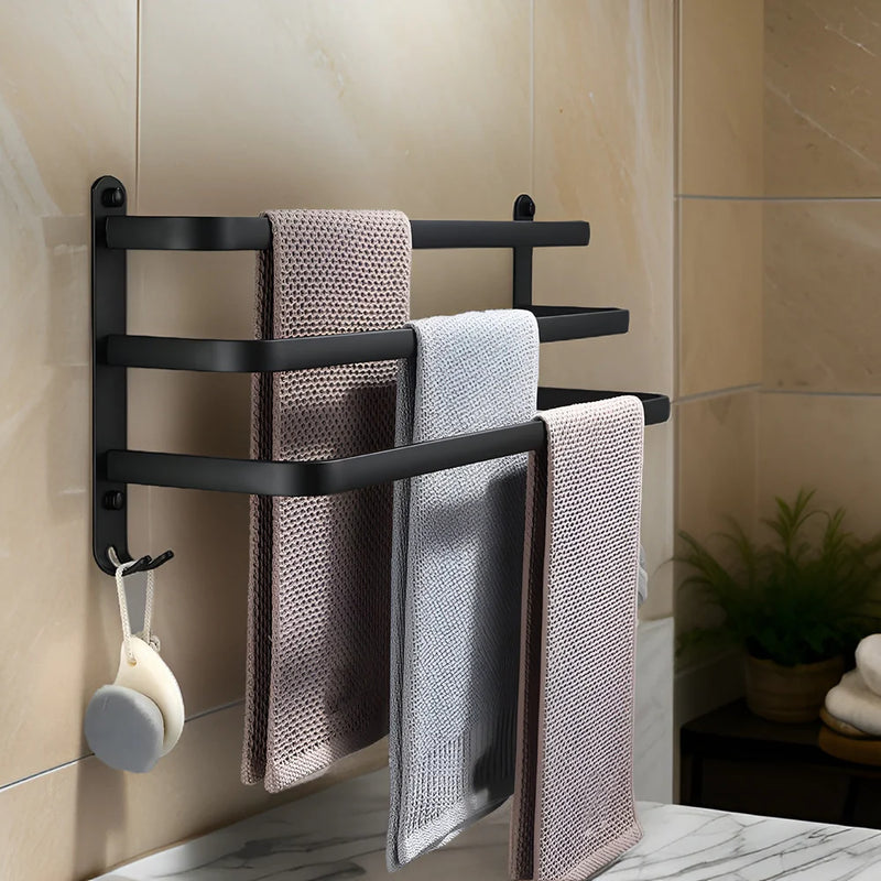 TowelNest – Pladsbesparende vægmonteret stativ med stænger i flere niveauer og nem installation