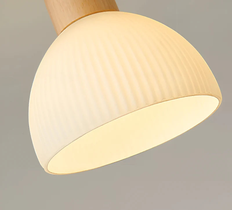 NordicGlow – LED loftlampe med ribbet design og lysstærk belysning