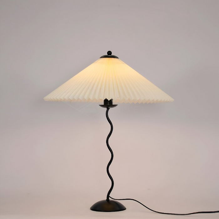 OrigamiGlow – Elegant LED-lampe med bølget design til moderne belysning