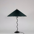 OrigamiGlow – Elegant LED-lampe med bølget design til moderne belysning