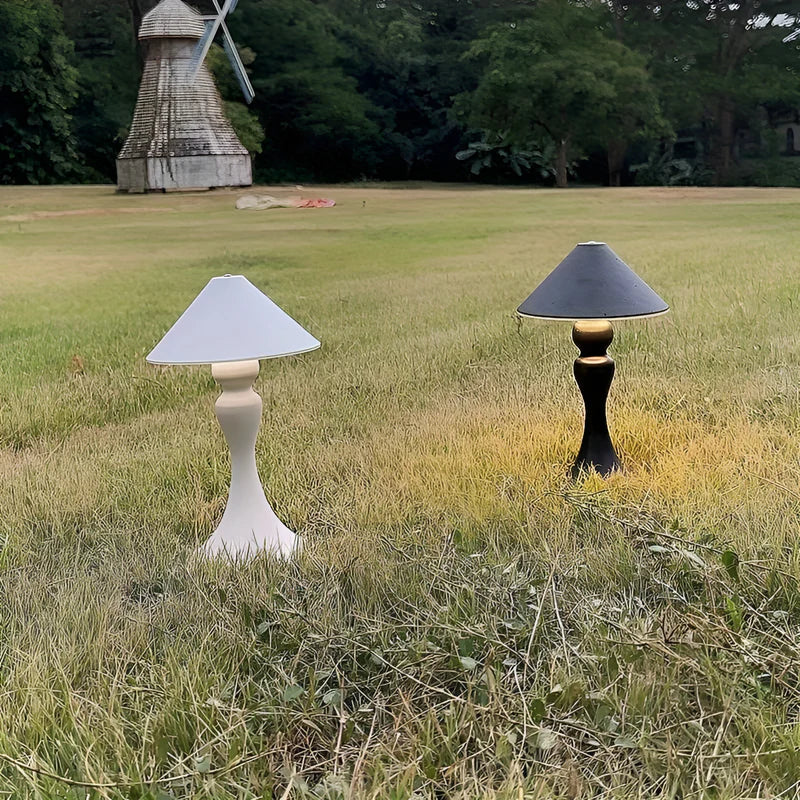 RetroLite – Trådløs bordlampe med justerbar lysstyrke og buet design