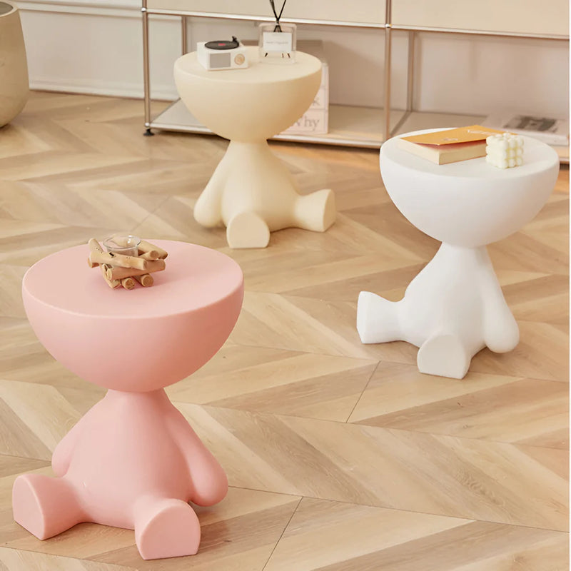 StyleNest – Rundt sidebord med moderne design og multifunktionel brug