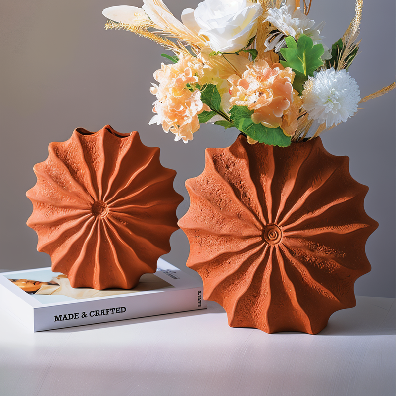 FoldaForm - Geometrisk plantevase med retro elegance til dekoration