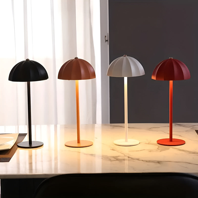 UmbriLight - Elegant LED-sengelampe med touch-betjening og genopladeligt batteri