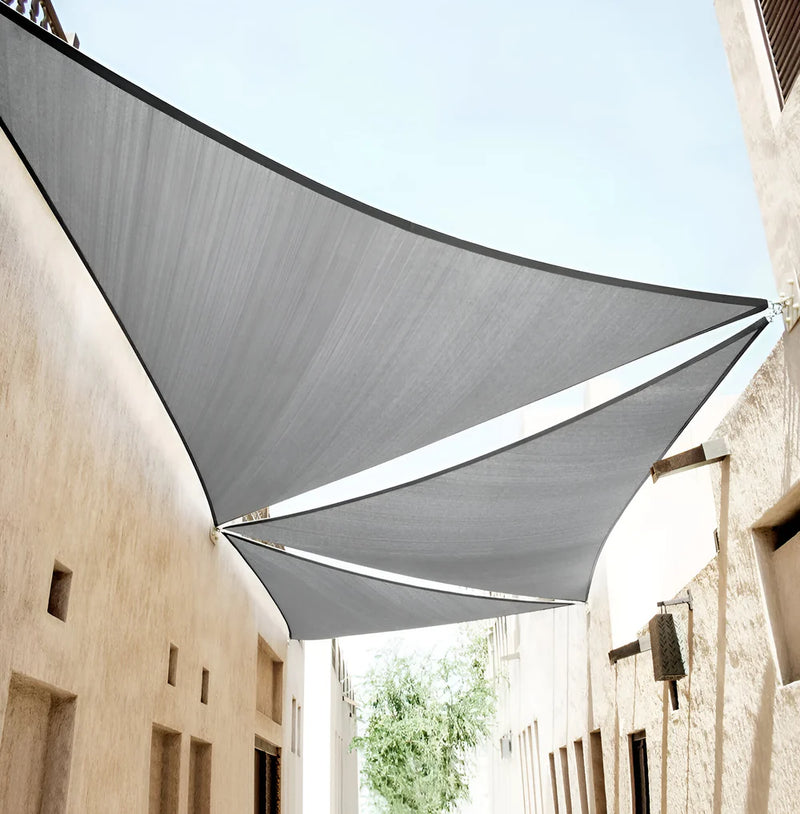 ShadeMaster – Vandtæt trekantet UV solsejl med foldbart og bærbart design til udendørs dækning
