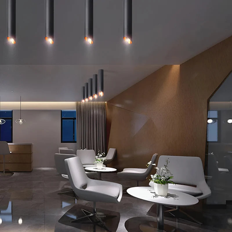GlowBeam – Rørformet pendellampe med moderne design og fokuseret nedadgående belysning