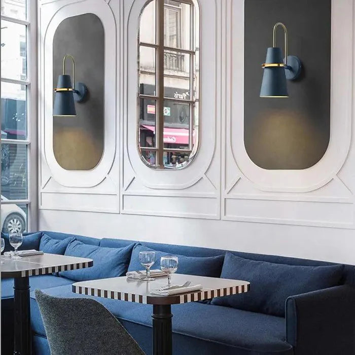 NordicGlow - Minimalistisk væglampe med slankt design til moderne og hyggelige rum