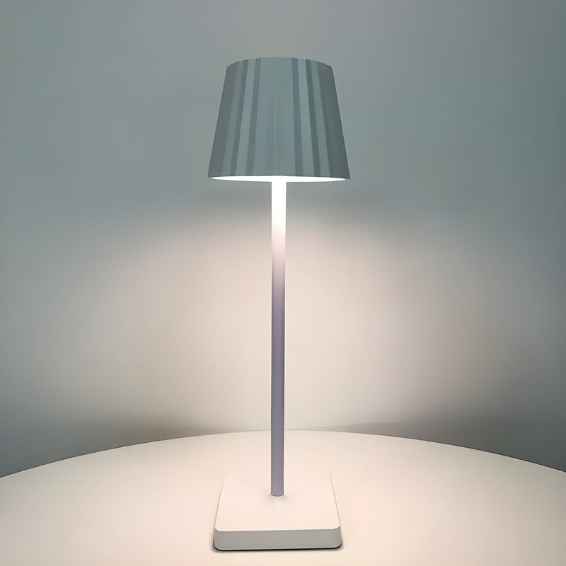 GlowVea – Moderne dæmpbar bordlampe til indendørs og udendørs stemning
