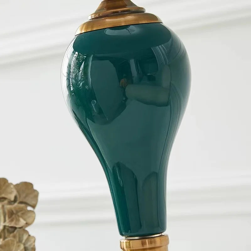LumiCurve - Moderne keramisk bordlampe med elegant minimalistisk design