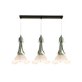 BloomAura - Elegant lilje inspireret pendellampe