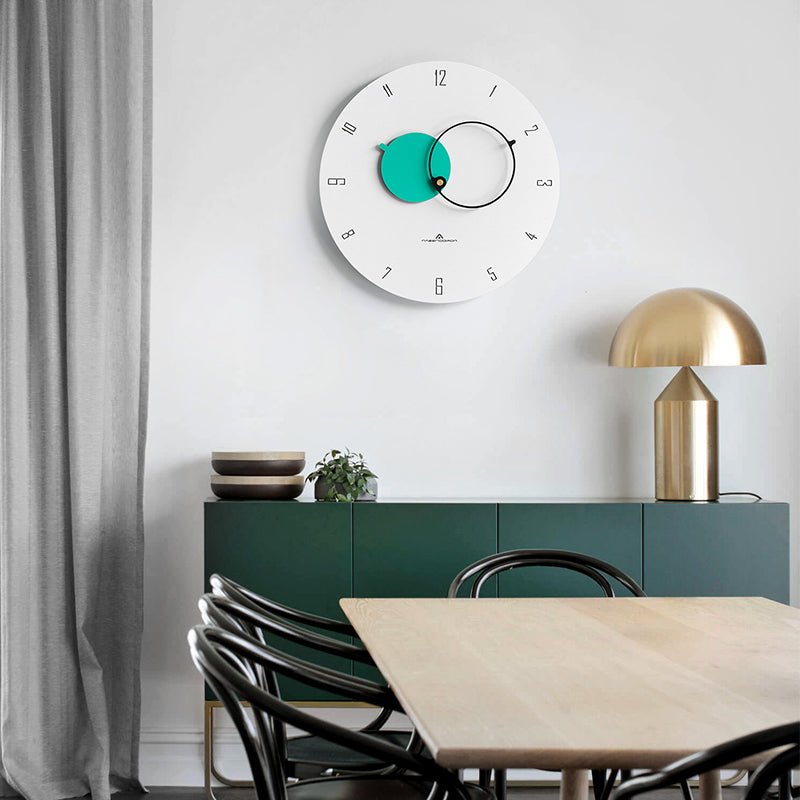 TimeLuxe – Moderne vægur med elegant stil og display