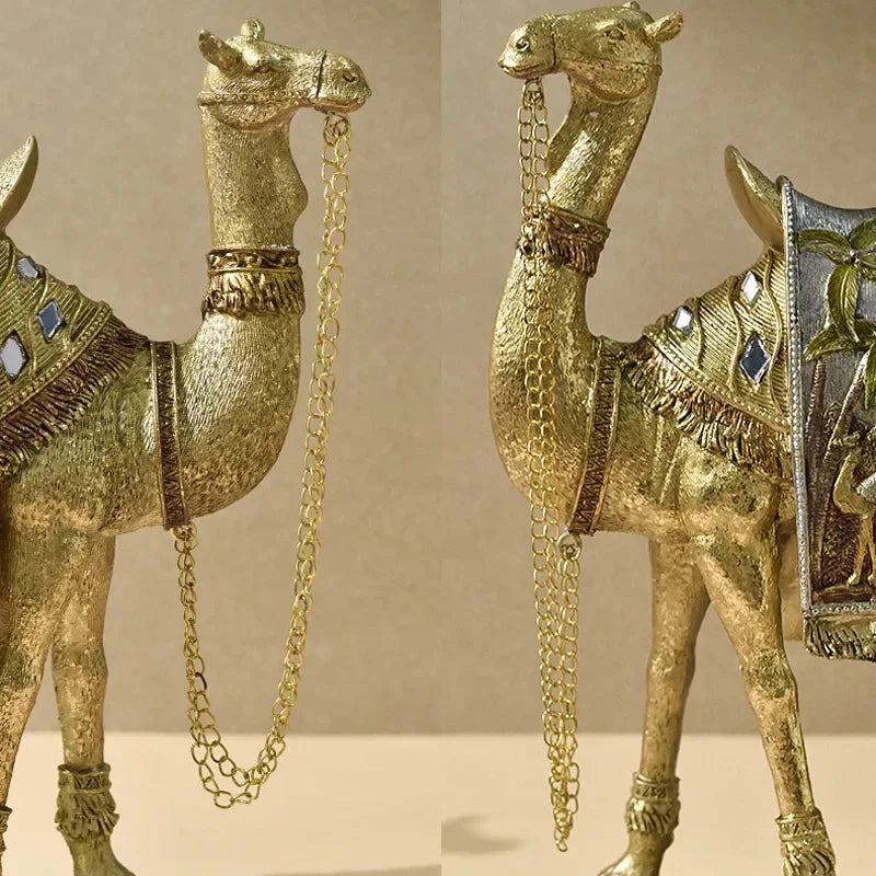 CaravaLume – Dekorativ Kamelfigur med Udsmykket Saddel og Raffinerede Detaljer