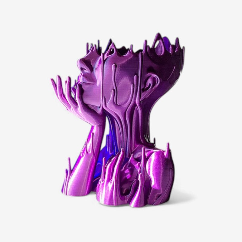 ArtBloom – Blomsterpotte med Smeltet Pige Skulptur til Dekorativ Udstilling