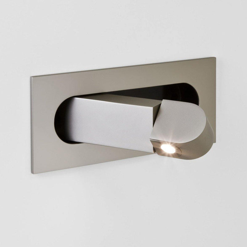 ReadGlow – Justerbar moderne LED-sengelampe til fokuseret lys