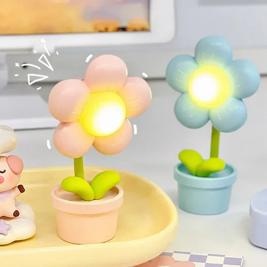 BlossomGlow - Charmerende blomstret bordlampe til hyggelig belysning | 1+1 Gratis