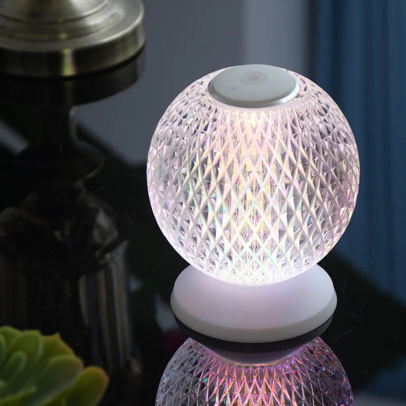 GlowLuxe – Trådløs krystalbordlampe med dæmpbar LED-pære