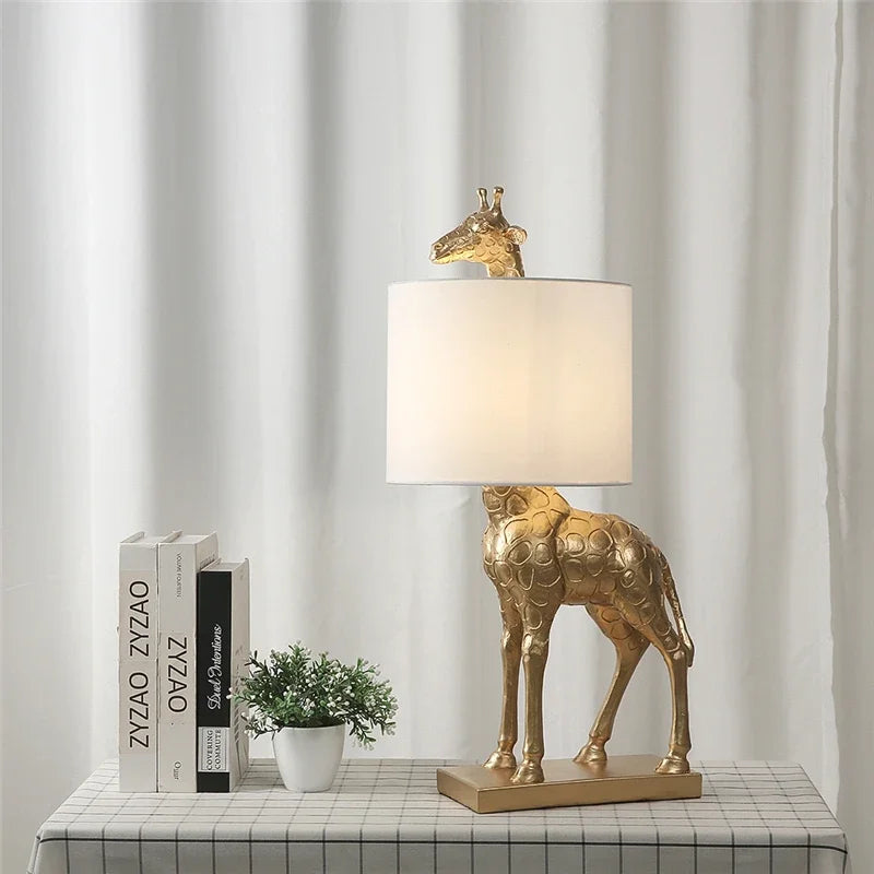 SavannaGlow - Elegant girafbordlampe med varmt omgivende lys