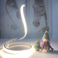 SerpentGlow - Stilfuld Snake LED-bordlampe med dæmpbar belysning