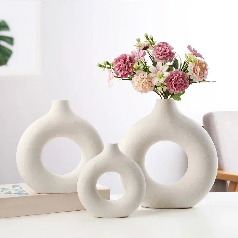 AuraDonut - Sofistikeret vase med unikt donutdesign