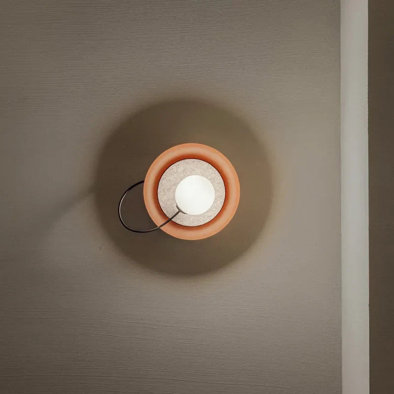 LumaRing - Moderne cirkulær LED væglampe med elegant glød