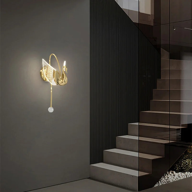 LumiGold - Stilfuld LED-væglampe med varm glød og moderne elegance