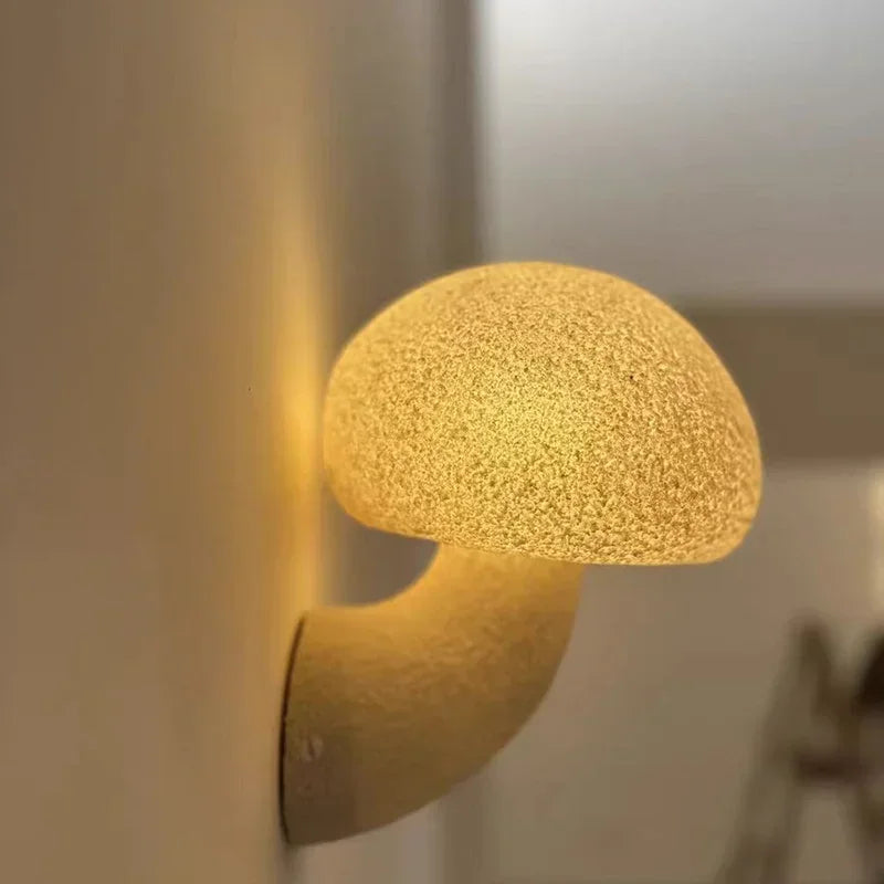 GlowCap - Fortryllende LED-lampe i form af en svamp til magisk belysning i hjemmet