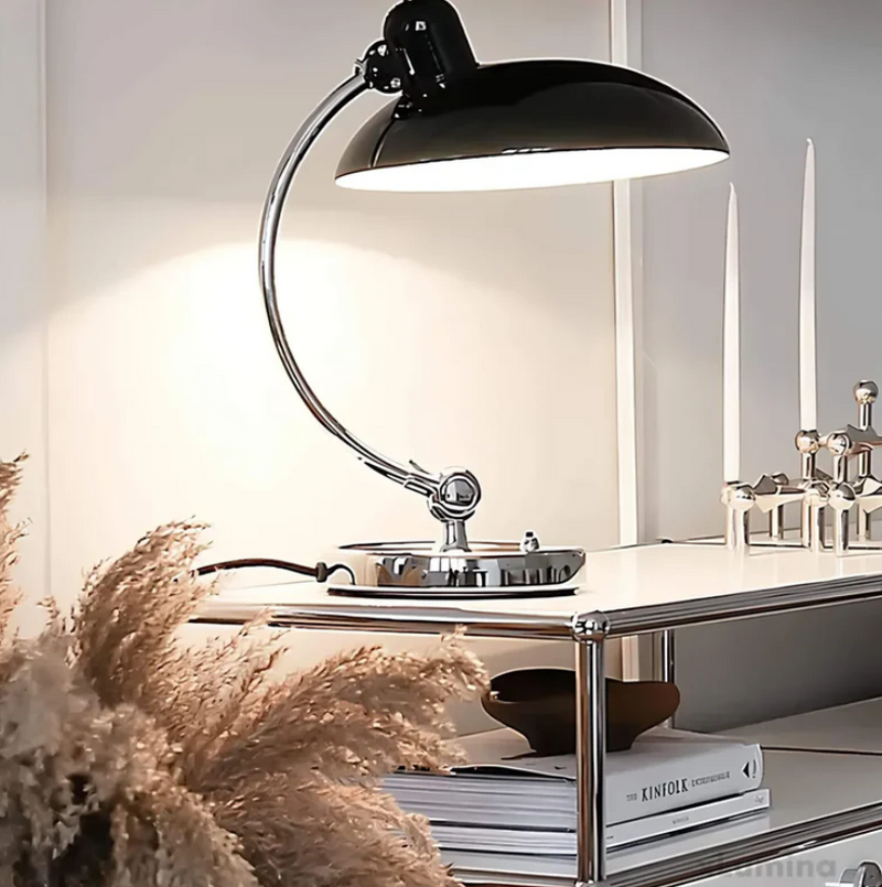 NordicGlow - Minimalistisk skandinavisk bordlampe med elegant design til ethvert rum