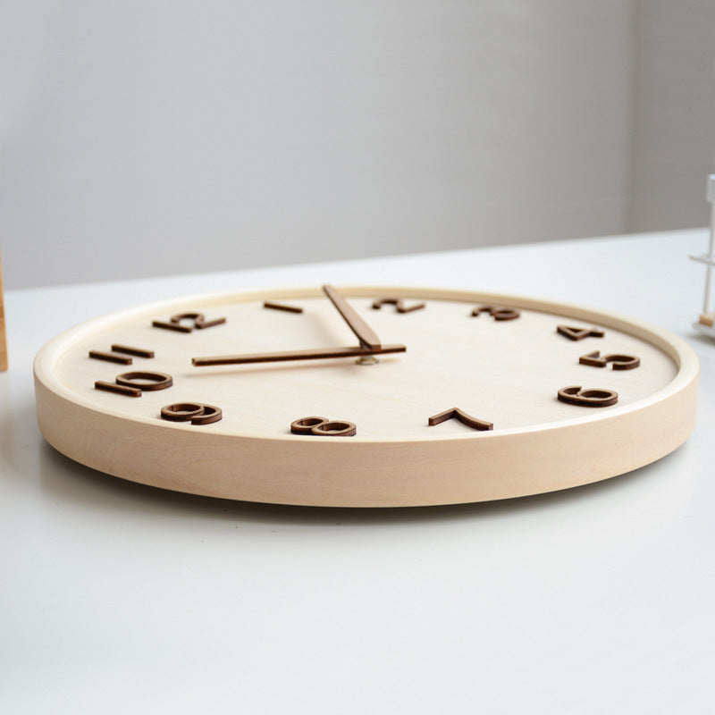 NordicTime – Rundt Vægur med Elegante Tal og Et Slankt, Minimalistisk Design