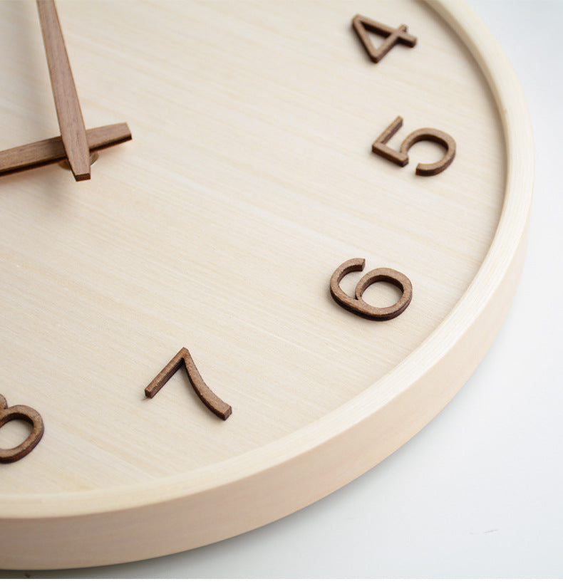NordicTime – Rundt Vægur med Elegante Tal og Et Slankt, Minimalistisk Design
