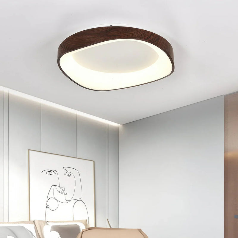 GlowTimber - Træloftslampe med blød LED-belysning til elegant interiør