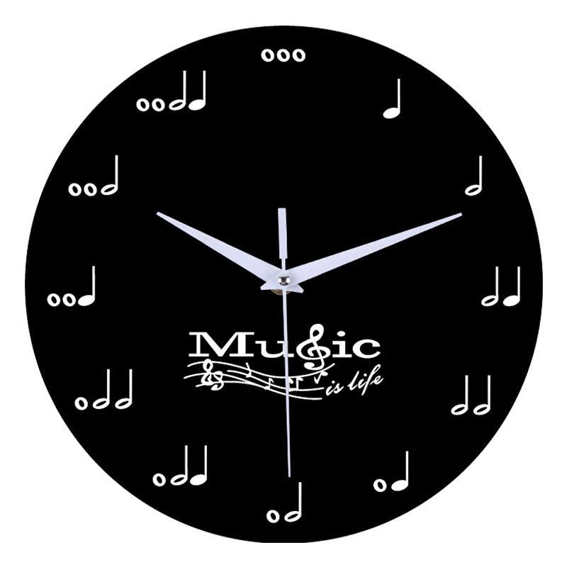 MelodyTime – Rund Vægur med Noder og Stilfuldt Kunstnerisk Design