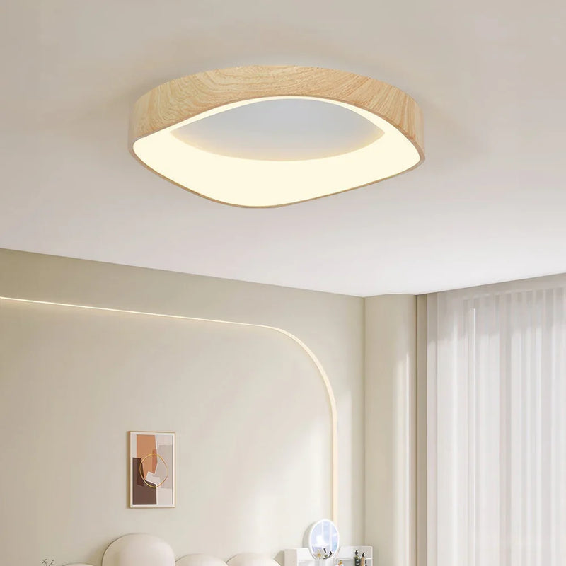 GlowTimber - Træloftslampe med blød LED-belysning til elegant interiør
