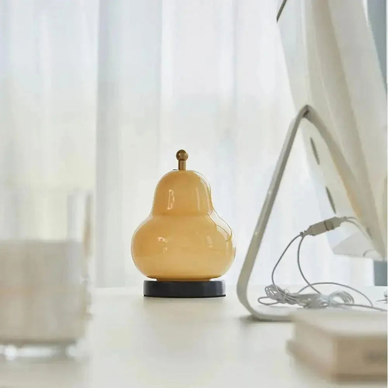 LumiPear - Pæreformet lampe med varmt lys og touch-dæmpning til en hyggelig stemning